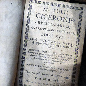 Libro antiguo de Cicerón